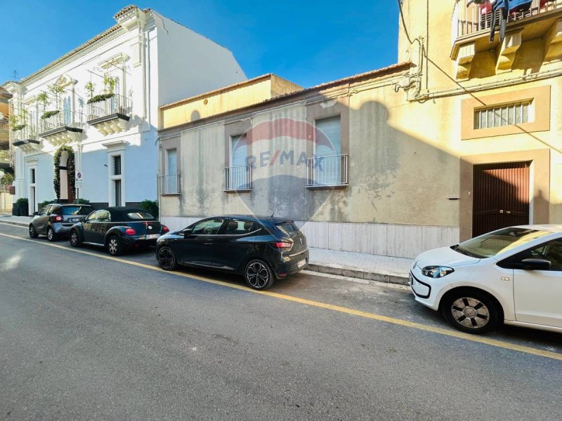 Half-vrijstaande woning in Ragusa