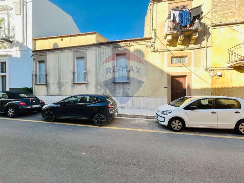 Half-vrijstaande woning in Ragusa
