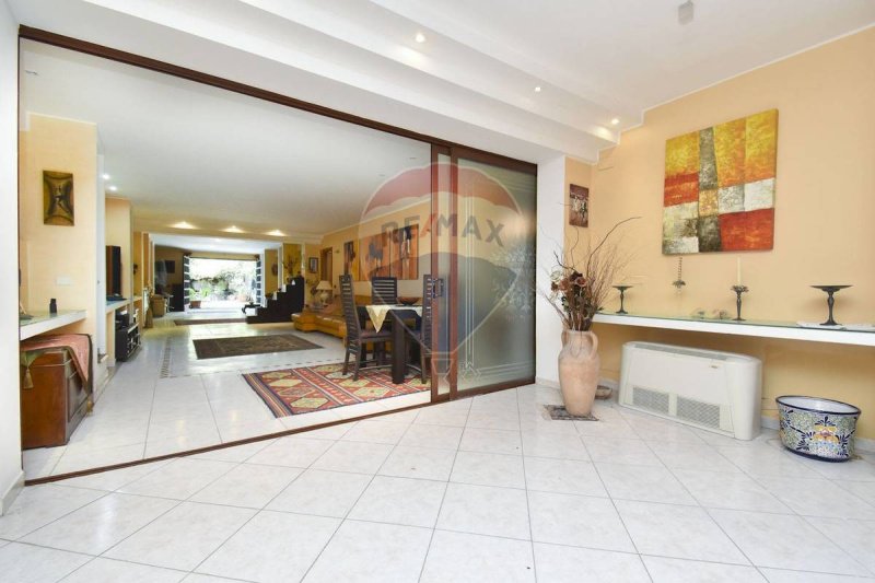 Semi-detached house in Motta Sant'Anastasia