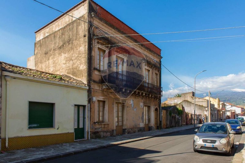 Apartamento em Fiumefreddo di Sicilia