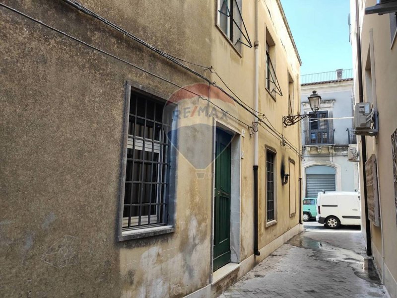 Casa independiente en Acireale