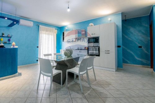 Lägenhet i Fiumefreddo di Sicilia