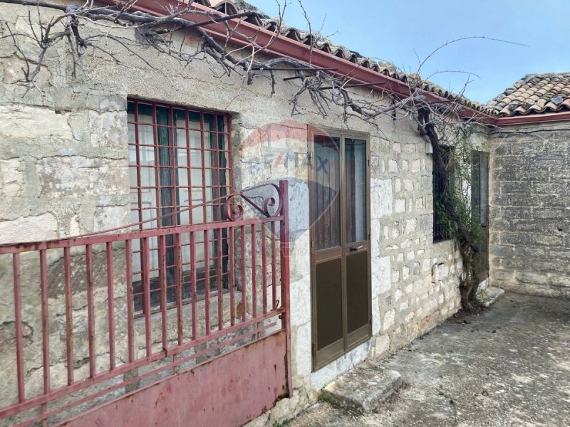Doppelhaushälfte in Modica
