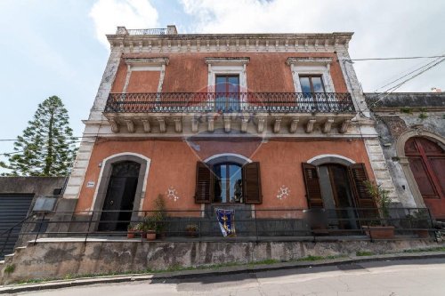 Vrijstaande woning in Belpasso