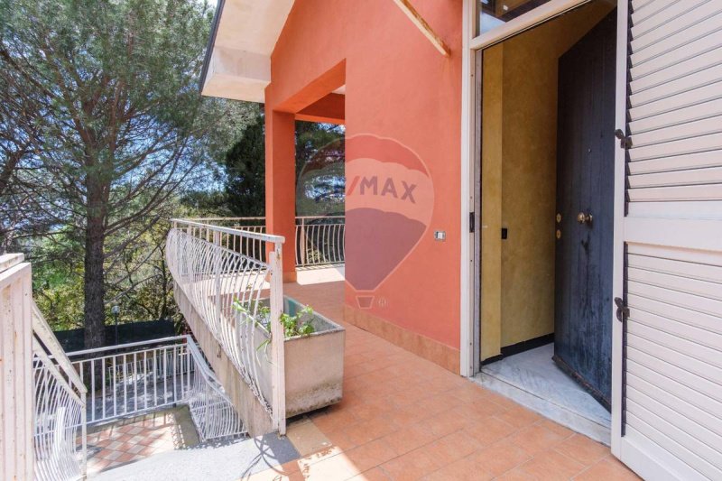 Apartamento en Pedara