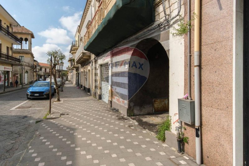 Casa indipendente a Zafferana Etnea