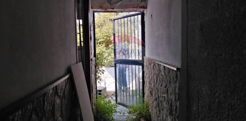 Detached house in Palermo