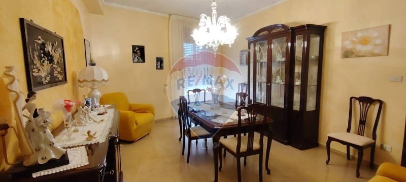 Maison jumelée à Termini Imerese