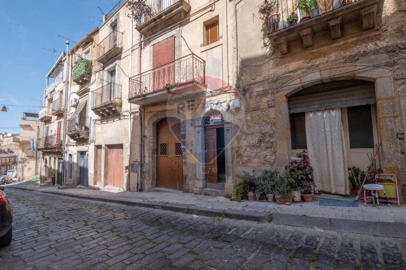 Casa semi indipendente a Caltagirone