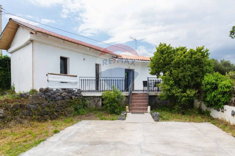 Casa indipendente a Valverde