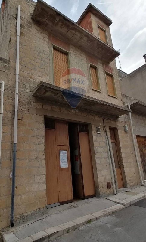 Casa independente em Comiso