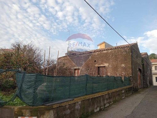 Vrijstaande woning in Acireale