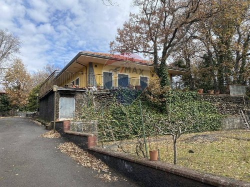 Villa in Ragalna