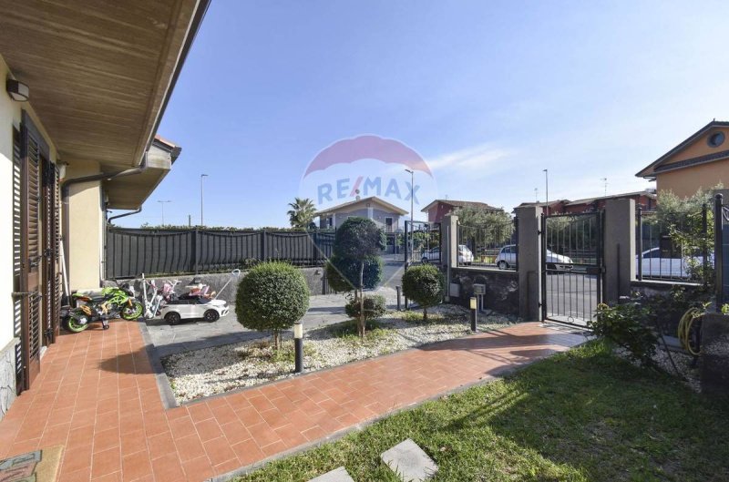 Maison mitoyenne à San Pietro Clarenza