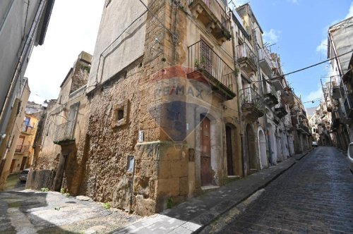 Einfamilienhaus in Caltagirone