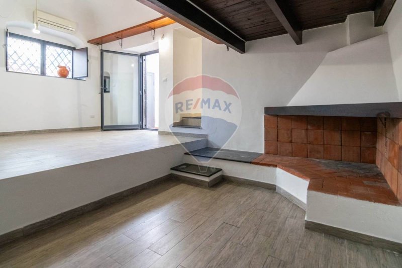 Vrijstaande woning in Acireale