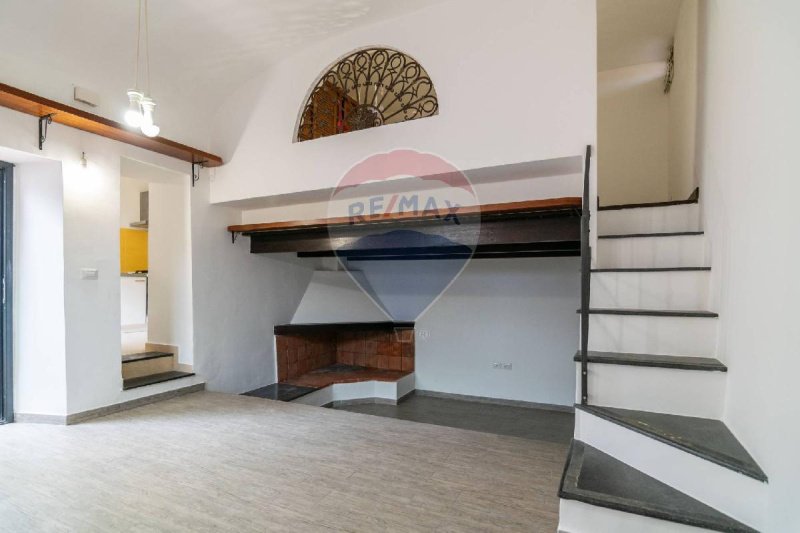 Vrijstaande woning in Acireale
