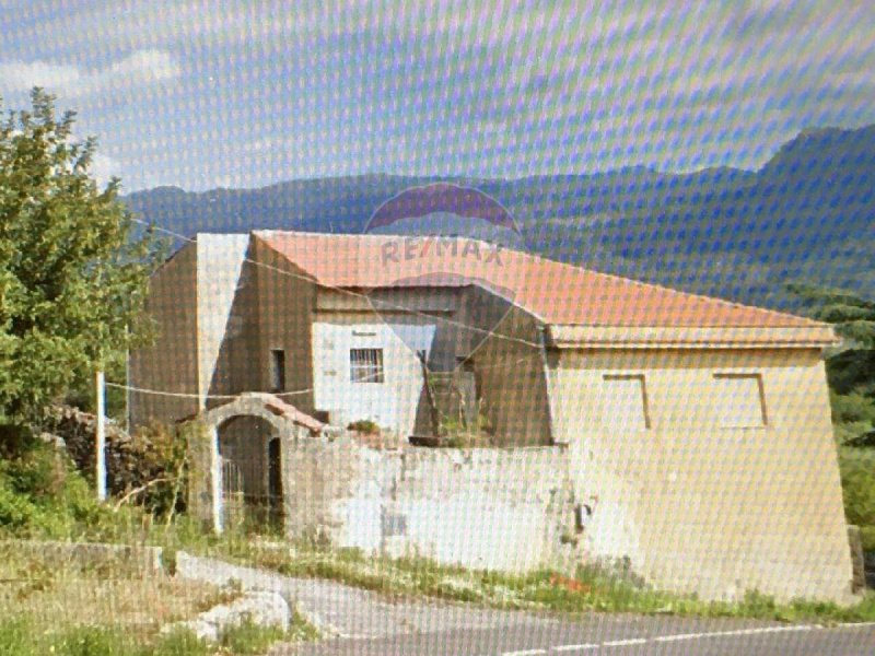 Huis op het platteland in Castiglione di Sicilia