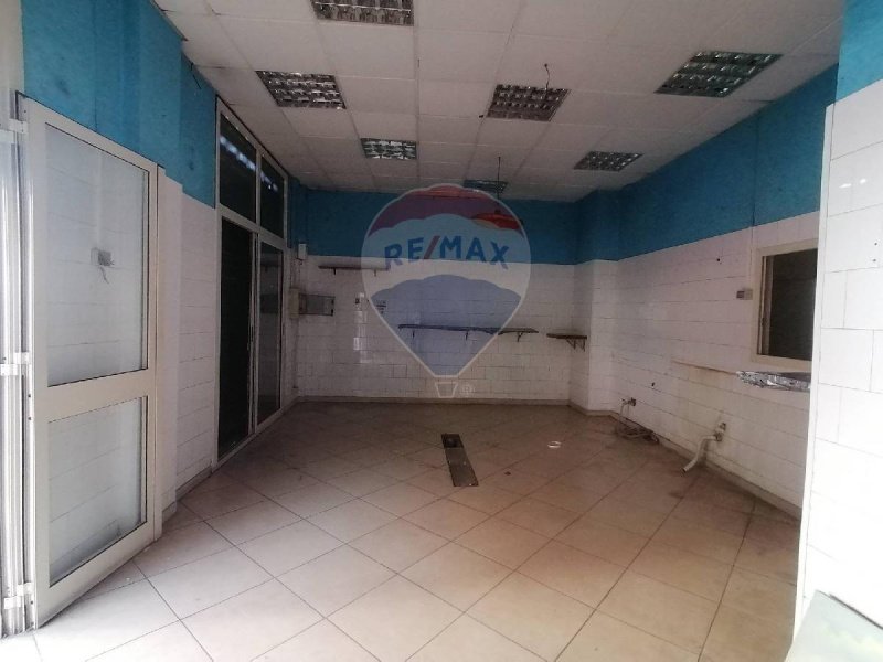 Inmueble comercial en Misterbianco