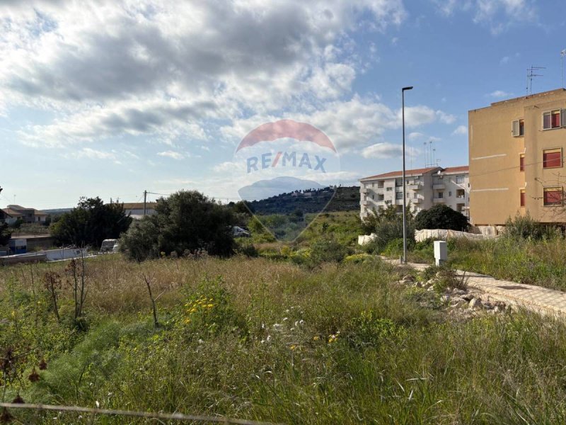 Byggtomt i Ispica