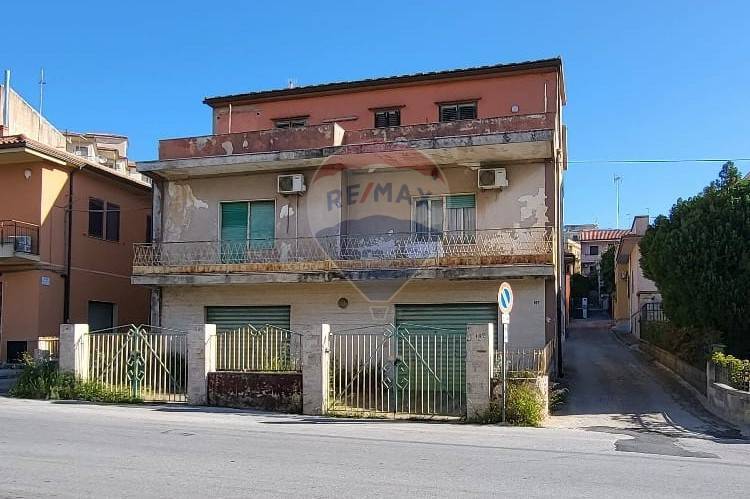 Villa in Modica