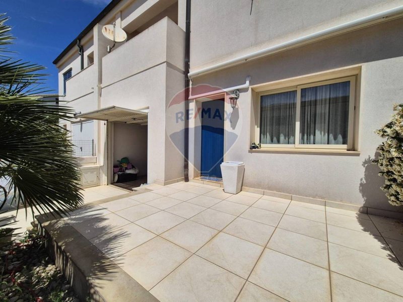 Maison mitoyenne à Raguse