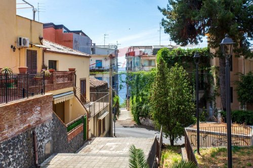 Wohnung in Aci Castello