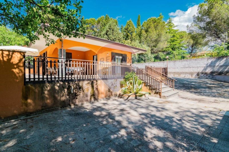 Villa in Pedara