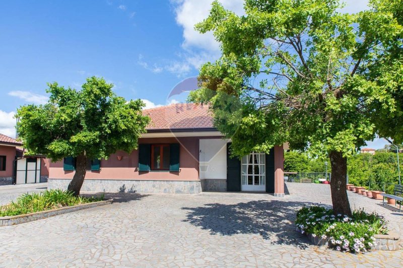 Villa in Biancavilla