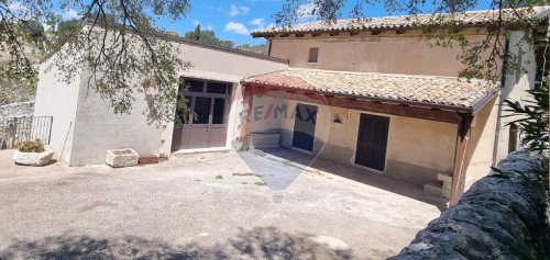 Casa di campagna a Ragusa