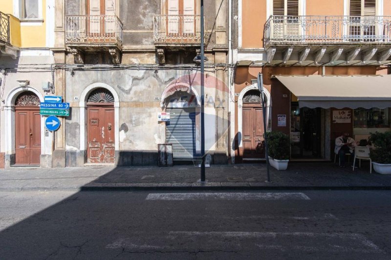 Casa indipendente a Fiumefreddo di Sicilia