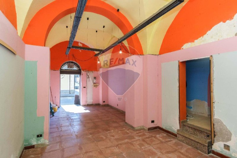 Gewerbeimmobilie in Fiumefreddo di Sicilia