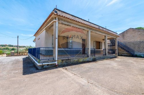 Moradia em Grammichele