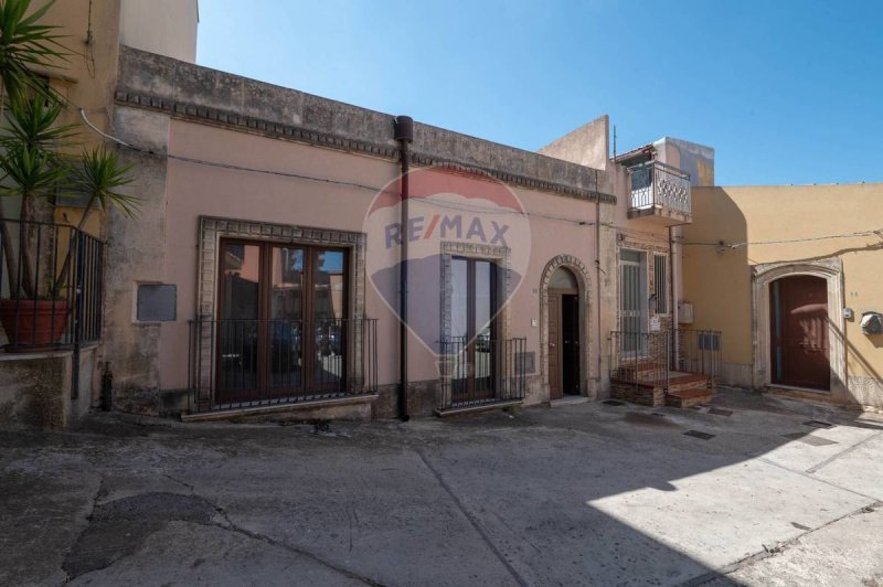 Casa independiente en Melilli