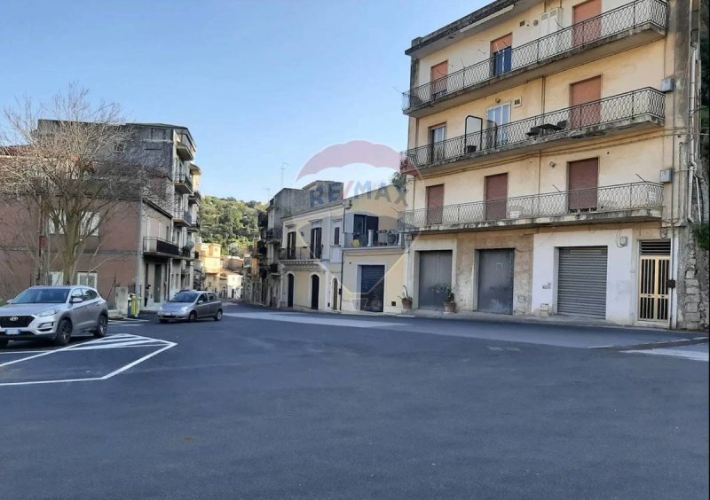 Apartamento em Módica