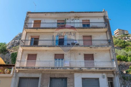 Apartamento em Módica