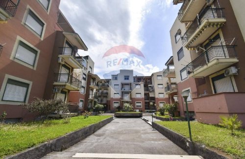 贾尔迪尼-纳克索斯公寓