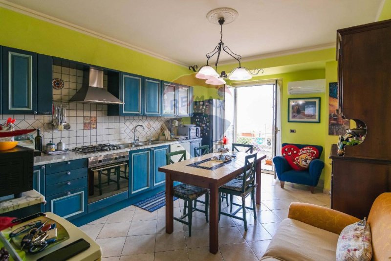 Parhus i Aci Castello