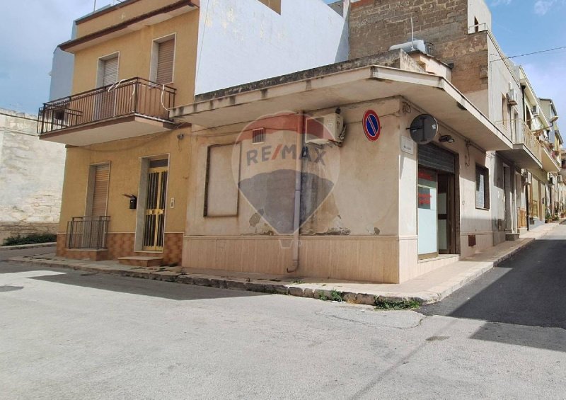 Local commercial à Rosolini