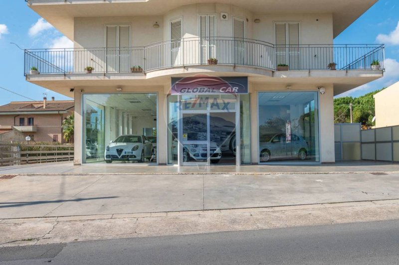 卡尔塔吉罗内商业房产