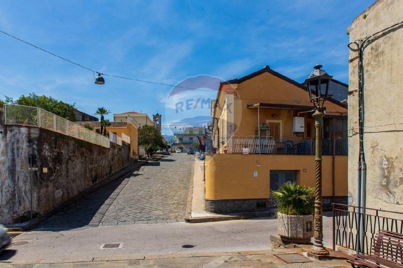 Terreno edificabile a Piedimonte Etneo