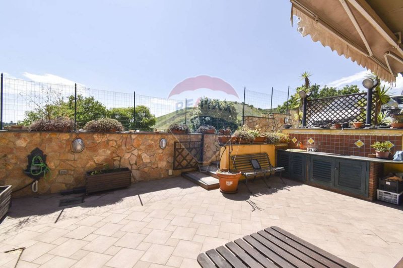 佩达拉半独立房屋