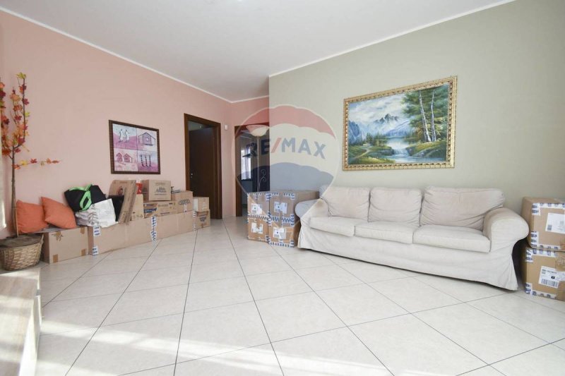 Appartamento a Camporotondo Etneo