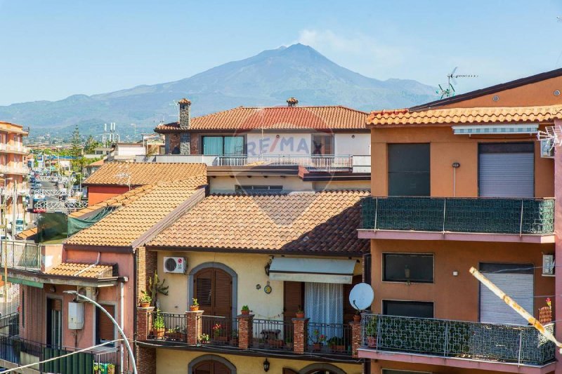 Квартира в Гравина-ди-Катанья