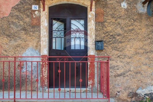 卡塔尼亞独栋房屋