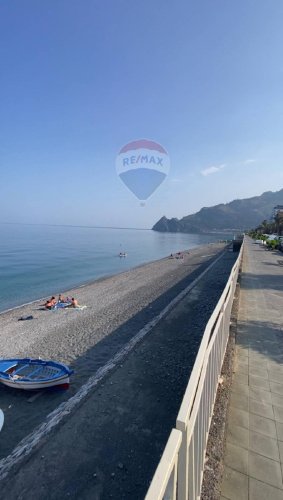 Apartment in Sant'Alessio Siculo