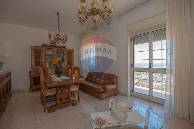 Appartement à Melilli