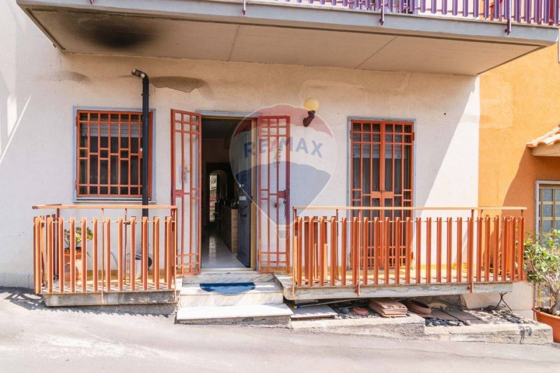 Wohnung in Aci Catena