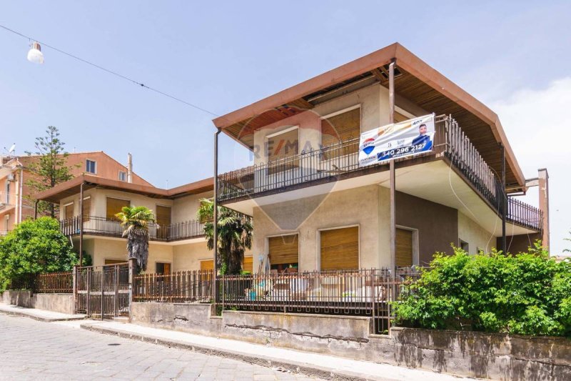 Casa independente em Militello in Val di Catania