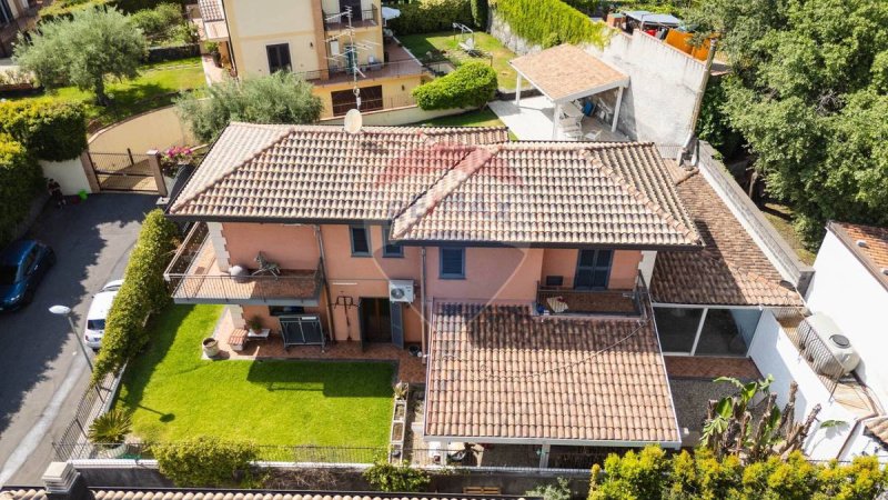 Villa a Trecastagni
